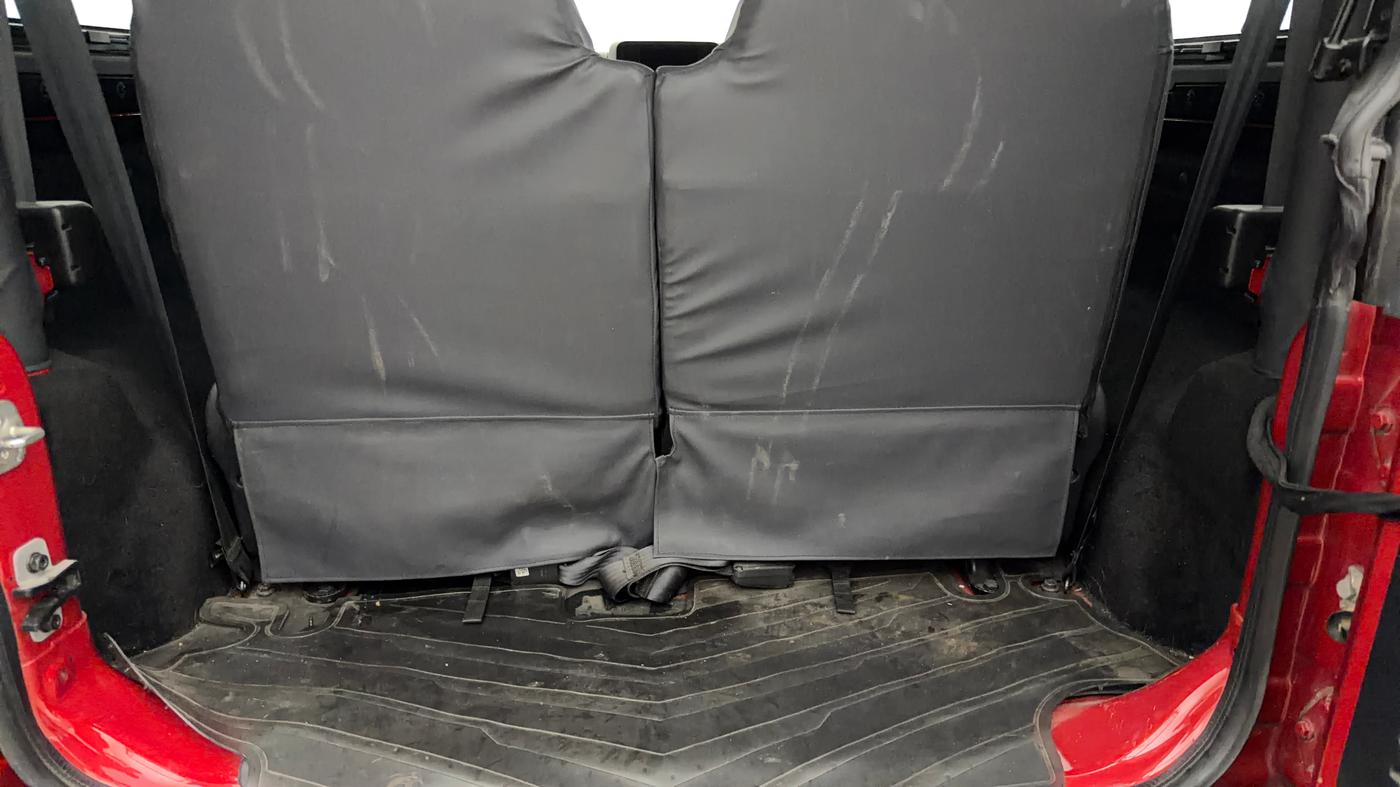 2021 Mahindra Thar LX PETROL HT 4WD AT, Petrol, Automatic, 29,223 km, Boot Inside