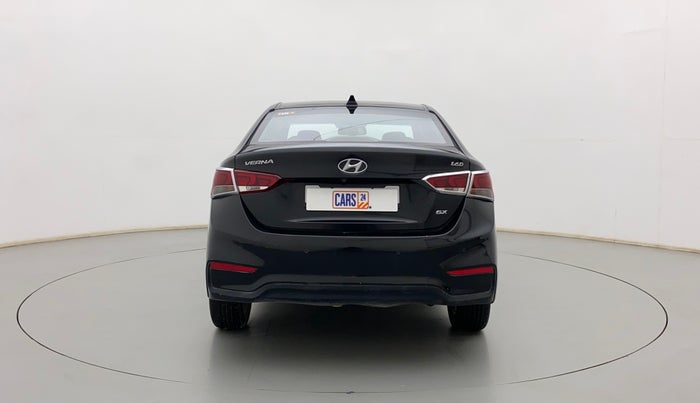 2019 Hyundai Verna 1.6 CRDI SX + AT, Diesel, Automatic, 68,080 km, Back/Rear