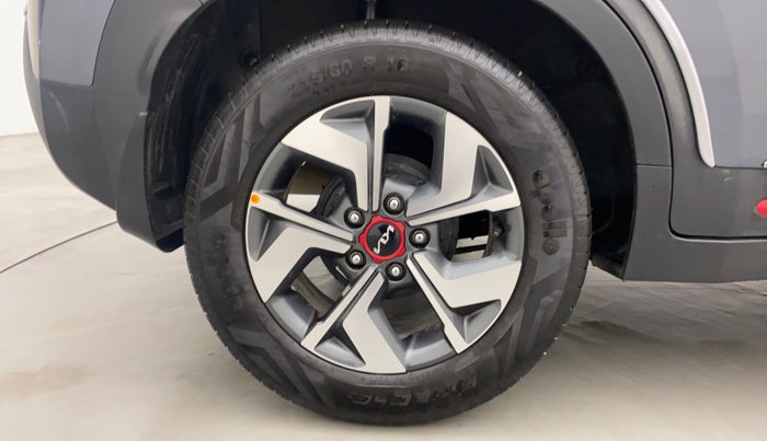 2021 KIA SONET GTX + 1.0 IMT, Petrol, Manual, 7,036 km, Right Rear Wheel