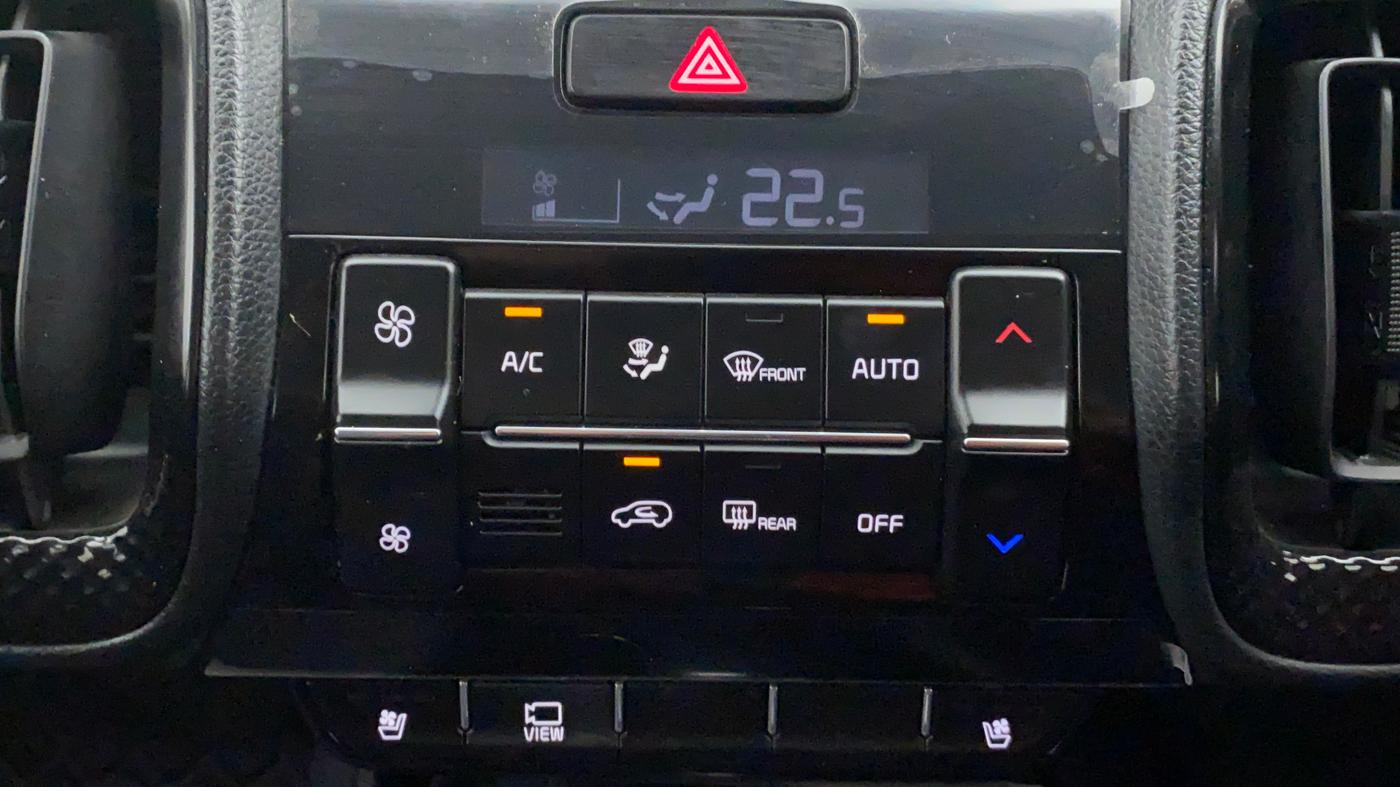 2021 KIA SONET GTX + 1.0 IMT, Petrol, Manual, 7,036 km, Automatic Climate Control