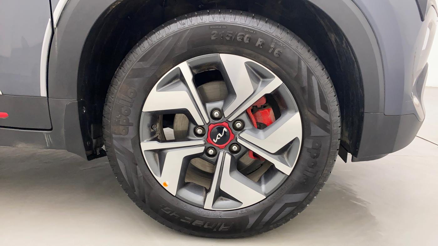 2021 KIA SONET GTX + 1.0 IMT, Petrol, Manual, 7,036 km, Right Front Wheel