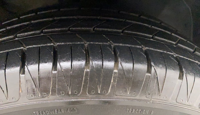 2021 KIA SONET GTX + 1.0 IMT, Petrol, Manual, 7,036 km, Right Front Tyre Tread