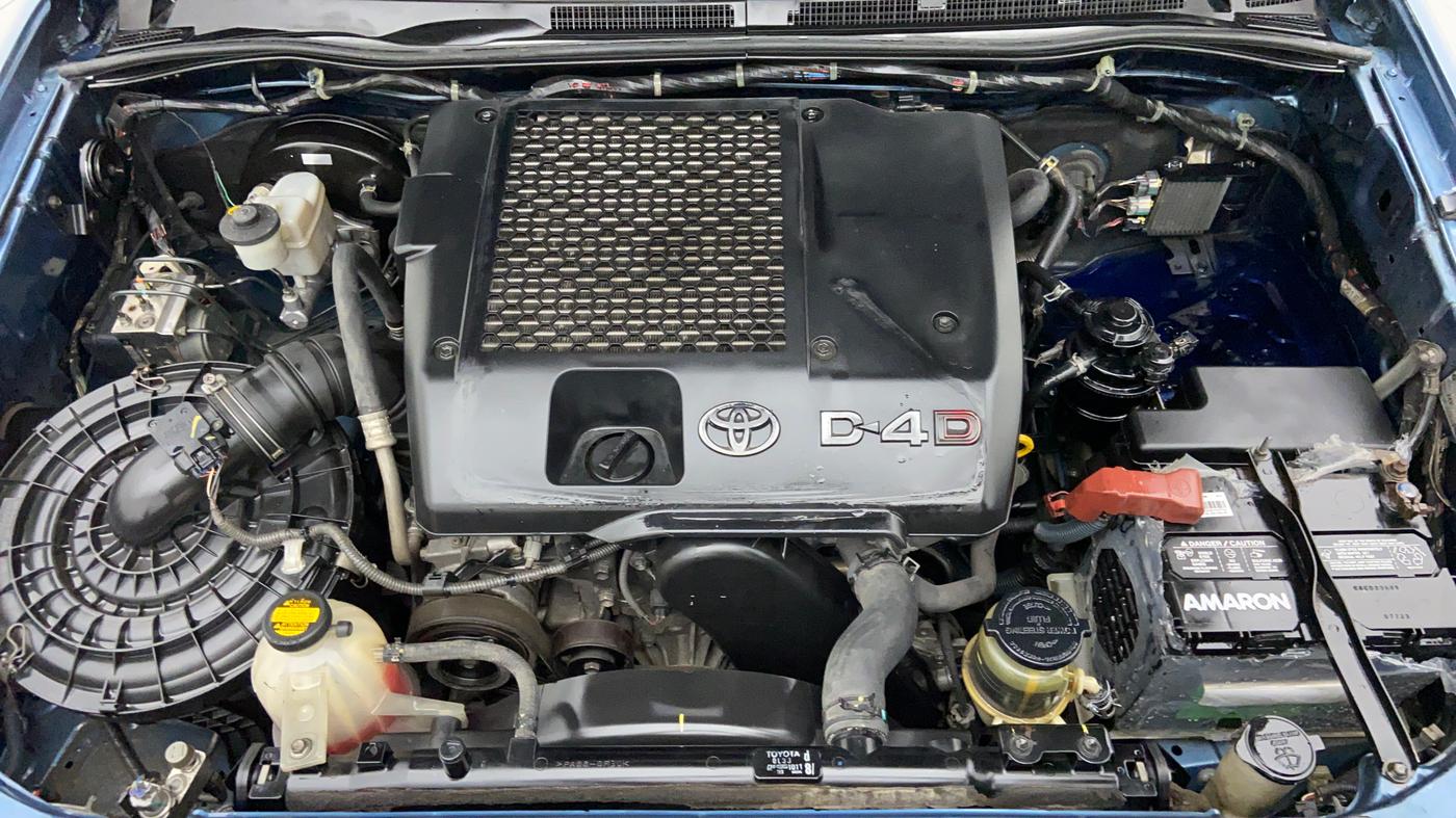 2014 Toyota Fortuner 3.0 AT 4X2, Diesel, Automatic, 1,24,341 km, Open Bonet