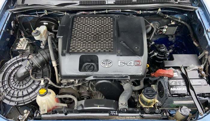 2014 Toyota Fortuner 3.0 AT 4X2, Diesel, Automatic, 1,24,341 km, Open Bonet