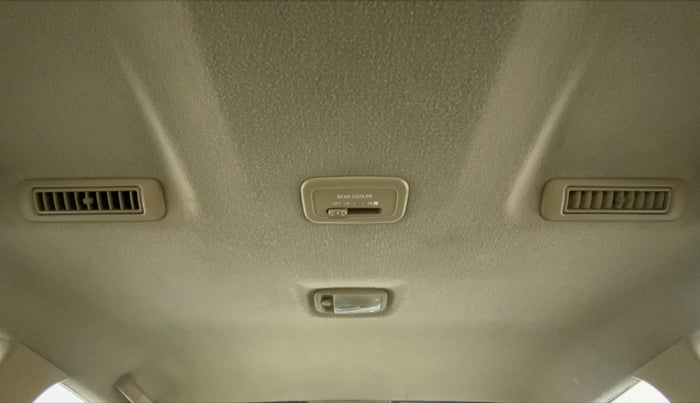 2014 Toyota Fortuner 3.0 AT 4X2, Diesel, Automatic, 1,24,341 km, Rear AC Vents