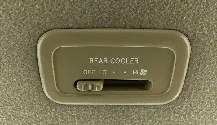 2014 Toyota Fortuner 3.0 AT 4X2, Diesel, Automatic, 1,24,341 km, Rear AC Temperature Control