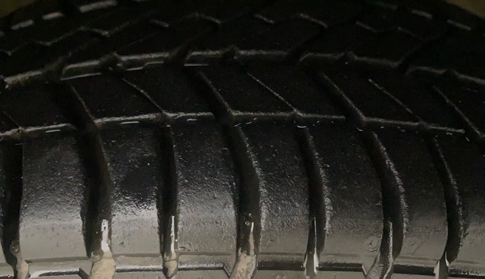 2013 Honda Amaze 1.2L I-VTEC S, Petrol, Manual, 53,478 km, Right Front Tyre Tread