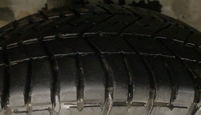 2013 Honda Amaze 1.2L I-VTEC S, Petrol, Manual, 53,478 km, Right Rear Tyre Tread