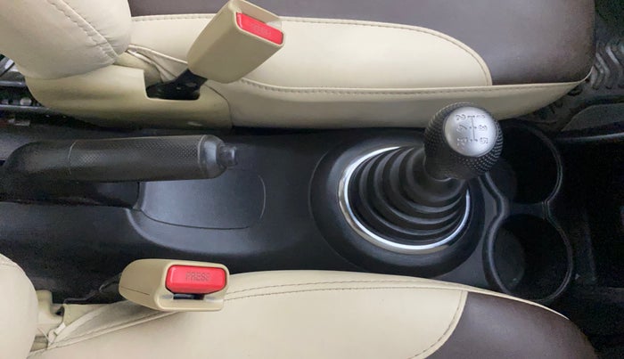 2013 Honda Amaze 1.2L I-VTEC S, Petrol, Manual, 53,478 km, Gear Lever