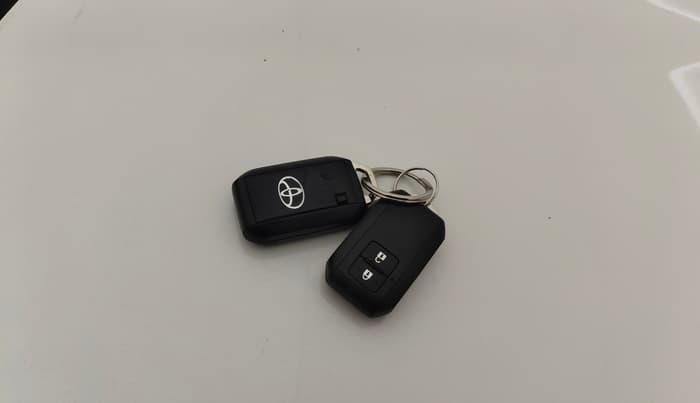 2023 Toyota URBAN CRUISER HYRYDER G NEO DRIVE, Petrol, Manual, 66,856 km, Key Close Up
