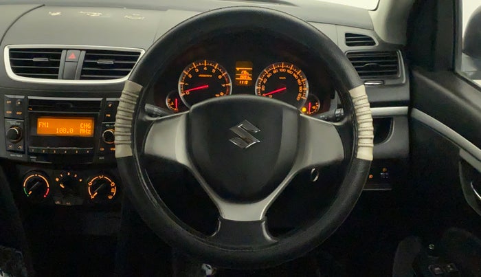 2016 Maruti Swift VXI, CNG, Manual, 19,279 km, Steering Wheel Close Up