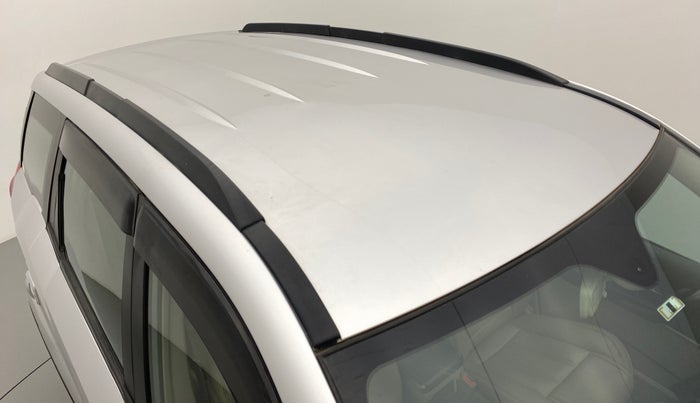 2017 Mahindra XUV500 W8 FWD, Diesel, Manual, 51,735 km, Roof