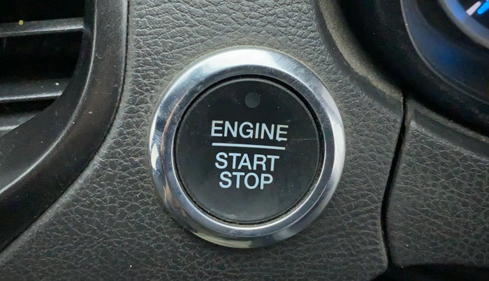 2020 Ford FREESTYLE TITANIUM 1.2 PETROL, Petrol, Manual, 43,820 km, Keyless Start/ Stop Button