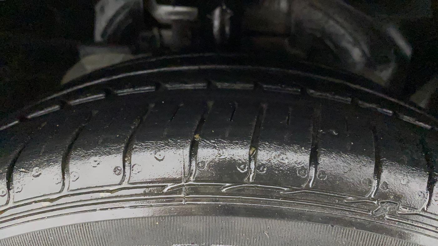 2020 Ford FREESTYLE TITANIUM 1.2 PETROL, Petrol, Manual, 43,820 km, Right Front Tyre Tread
