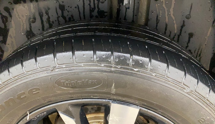 2020 MG HECTOR SHARP HYBRID 1.5 PETROL, Petrol, Manual, 73,546 km, Left Rear Tyre Tread