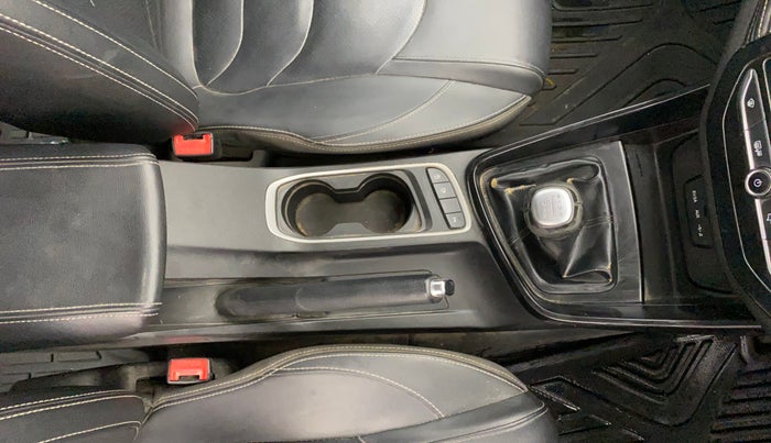 2020 MG HECTOR SHARP HYBRID 1.5 PETROL, Petrol, Manual, 73,546 km, Gear Lever