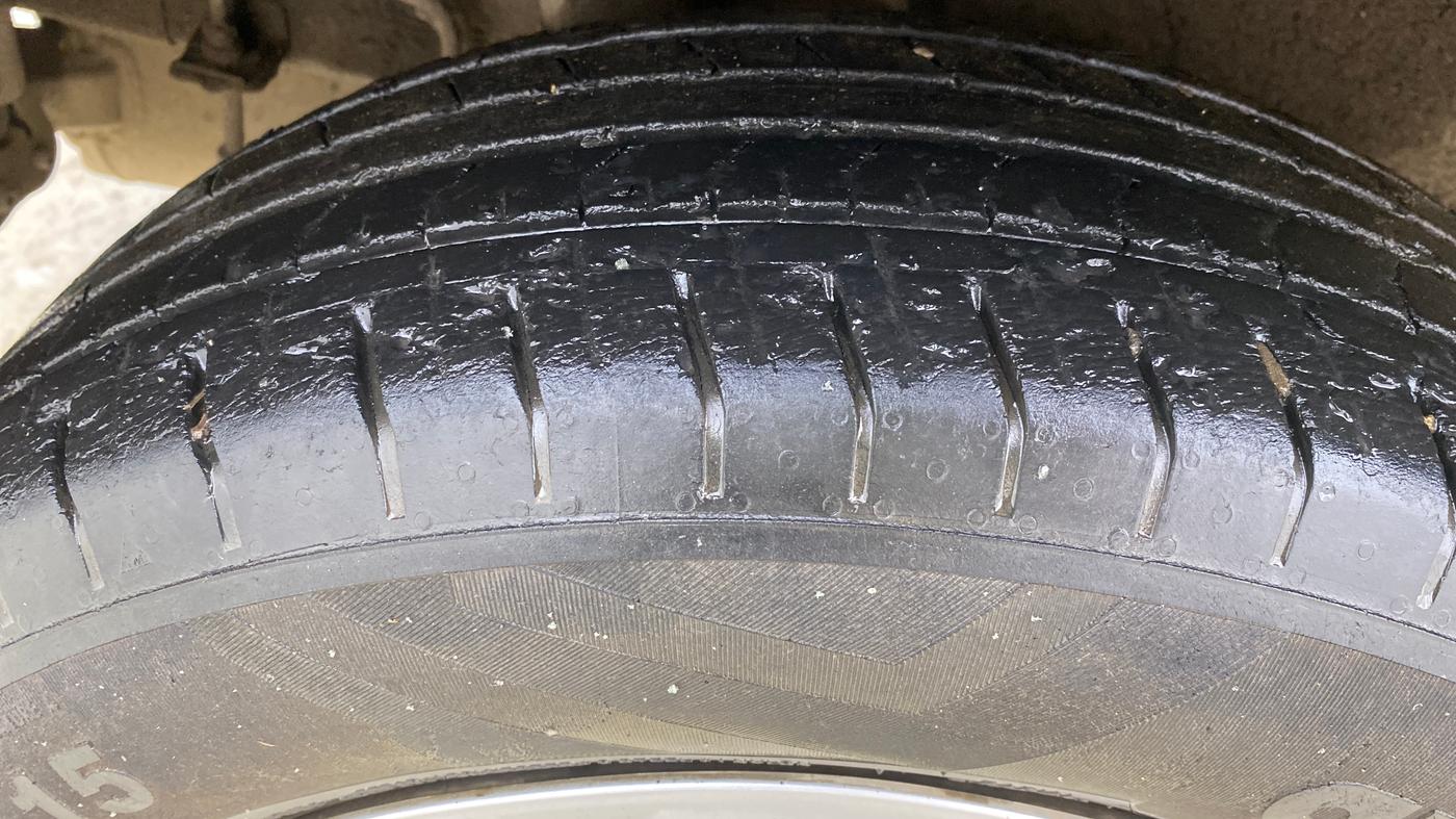 2019 Hyundai VENUE S 1.0 TURBO DCT, Petrol, Automatic, 33,517 km, Right Rear Tyre Tread