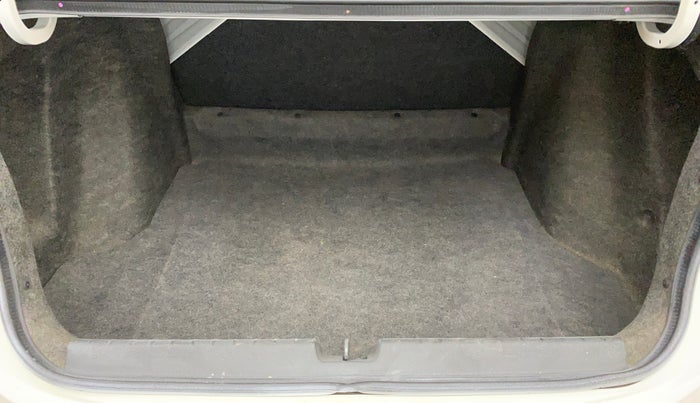 2016 Honda City 1.5L I-VTEC SV CVT, Petrol, Automatic, 79,436 km, Boot Inside