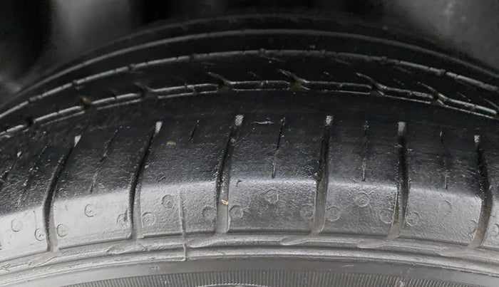 2021 Volkswagen Polo 1.0 GT TSI AT, Petrol, Automatic, 50 km, Right Rear Tyre Tread