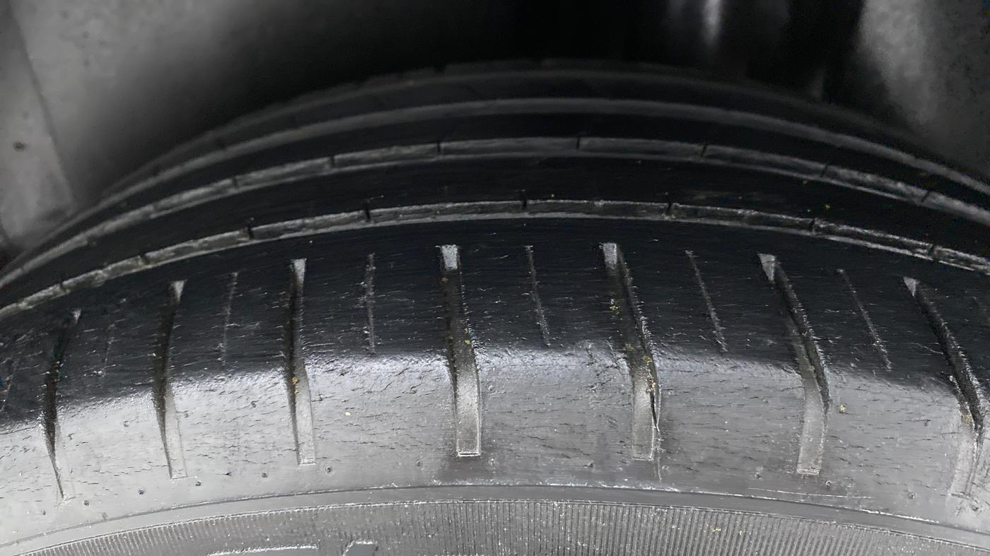 2021 Volkswagen Polo 1.0 GT TSI AT, Petrol, Automatic, 50 km, Left Rear Tyre Tread