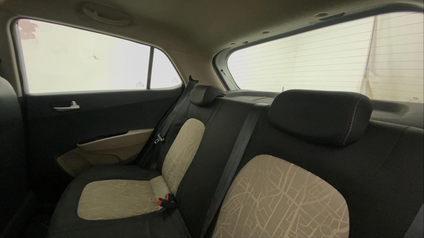 2017 Hyundai Grand i10 ASTA U2 1.2 CRDI, Diesel, Manual, 79,192 km, Right Side Rear Door Cabin