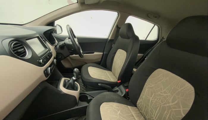 2017 Hyundai Grand i10 ASTA U2 1.2 CRDI, Diesel, Manual, 79,192 km, Right Side Front Door Cabin
