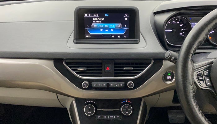 2019 Tata NEXON XZA PLUS PETROL DUAL TONE, Petrol, Automatic, 33,267 km, Air Conditioner