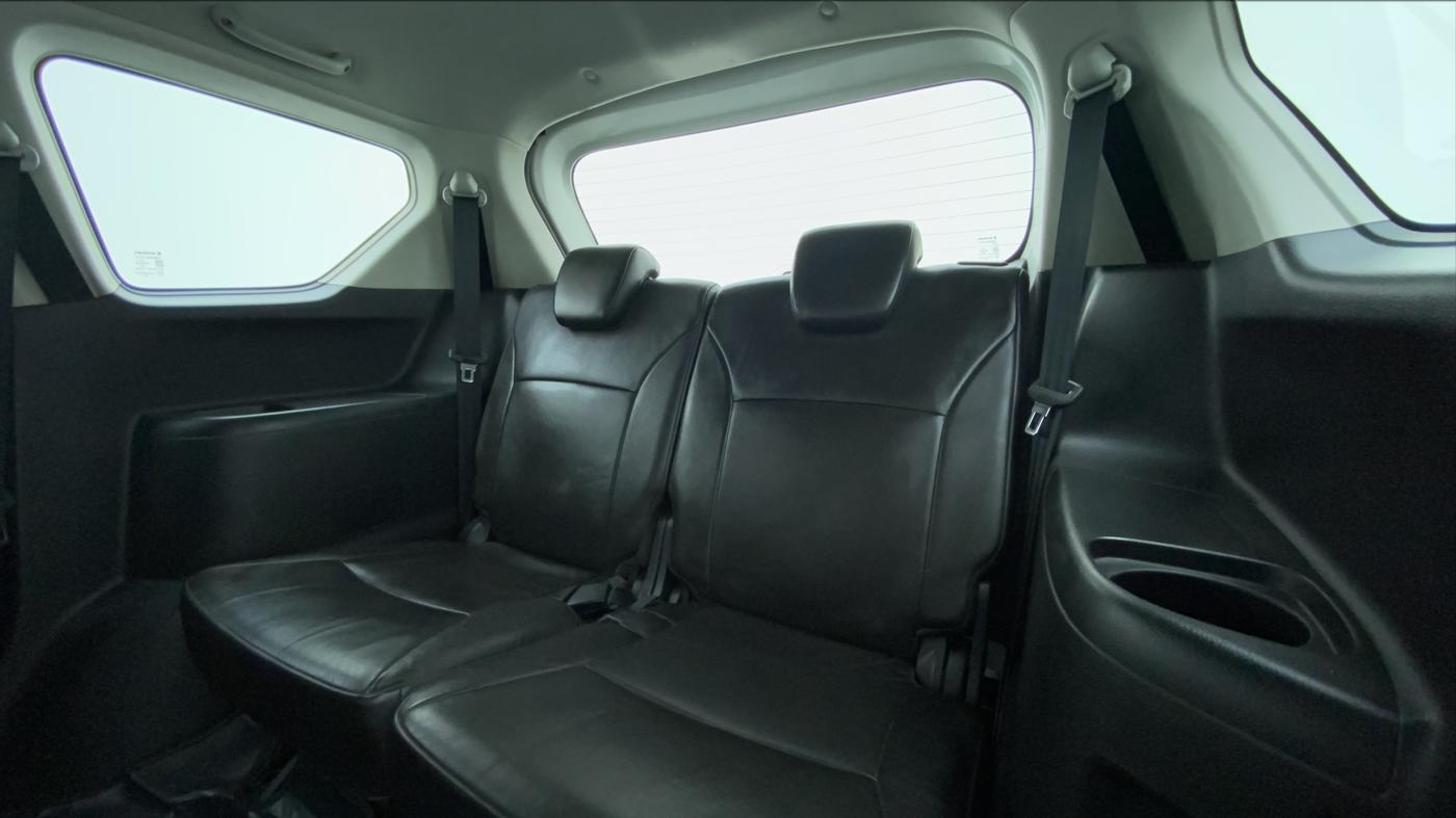 2019 Maruti XL6 ALPHA SHVS  MT, Petrol, Manual, 70,677 km, Third Seat Row ( optional )
