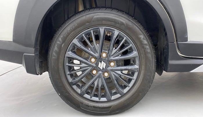 2019 Maruti XL6 ALPHA SHVS  MT, Petrol, Manual, 70,677 km, Right Rear Wheel
