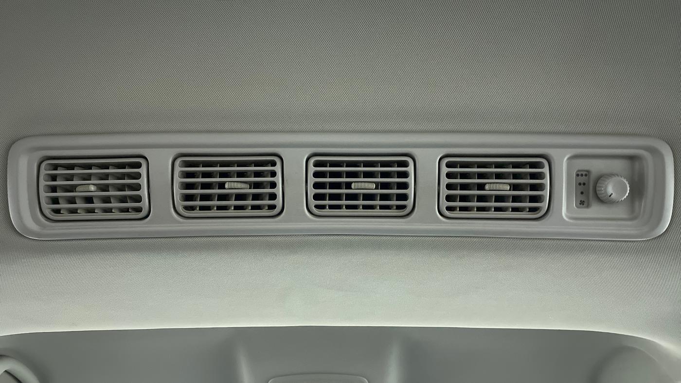 2019 Maruti XL6 ALPHA SHVS  MT, Petrol, Manual, 70,677 km, Rear AC Vents