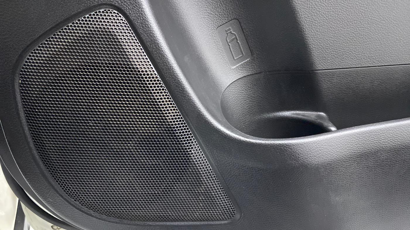 2019 Maruti XL6 ALPHA SHVS  MT, Petrol, Manual, 70,677 km, Speaker