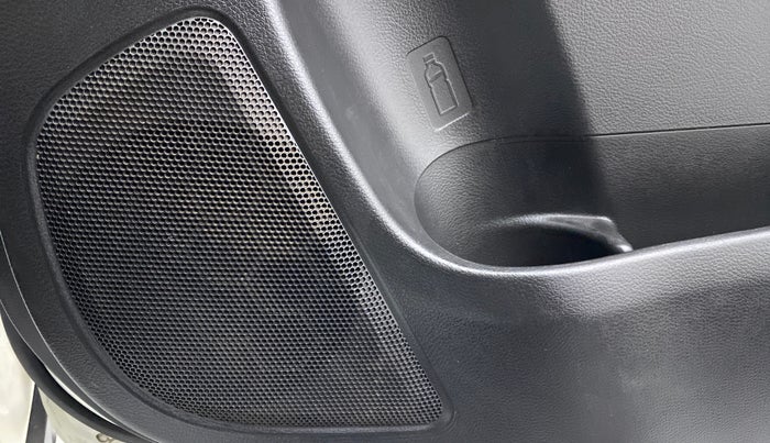 2019 Maruti XL6 ALPHA SHVS  MT, Petrol, Manual, 70,677 km, Speaker