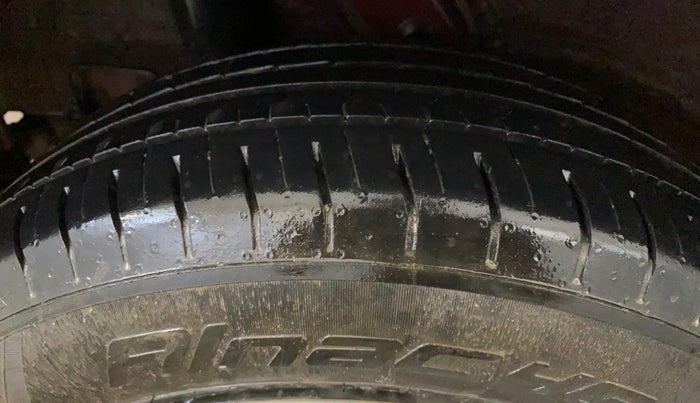 2019 Hyundai VENUE S 1.2, Petrol, Manual, 46,131 km, Right Rear Tyre Tread