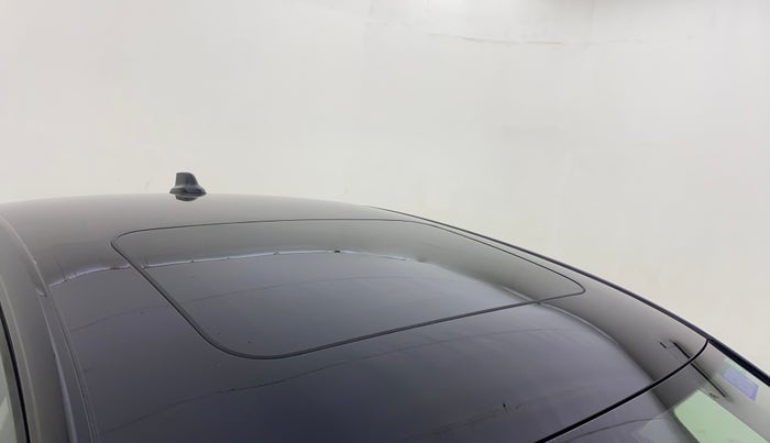 2025 Skoda SLAVIA Prestige 1.0L TSI AT, Petrol, Automatic, 2,570 km, Moonroof/ Sunroof