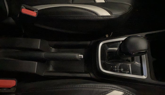 2019 Maruti Swift VXI AMT, Petrol, Automatic, 24,352 km, Gear Lever