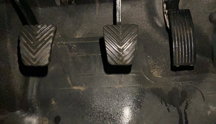 2022 Hyundai VENUE S (O) MT 1.5 CRDI, Diesel, Manual, 52,748 km, Pedals