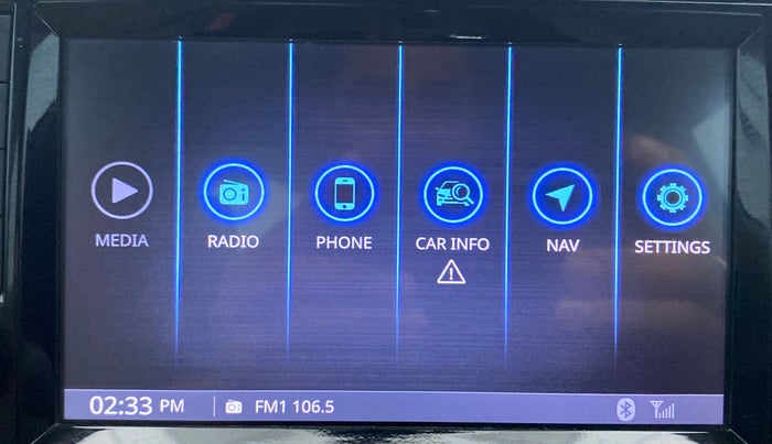 2018 Mahindra TUV300 T10 AMT, Diesel, Automatic, 71,888 km, Apple CarPlay and Android Auto