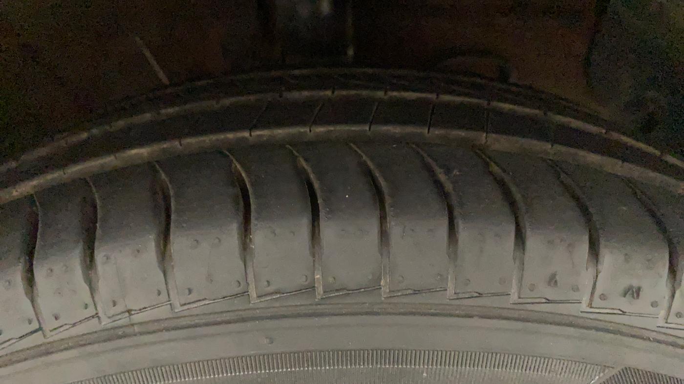 2019 Hyundai NEW SANTRO MAGNA AMT, Petrol, Automatic, 17,381 km, Right Front Tyre Tread