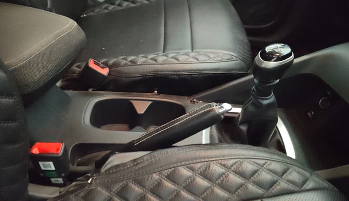 2021 Nissan MAGNITE XV PREMIUM, Petrol, Manual, 59,724 km, Gear Lever