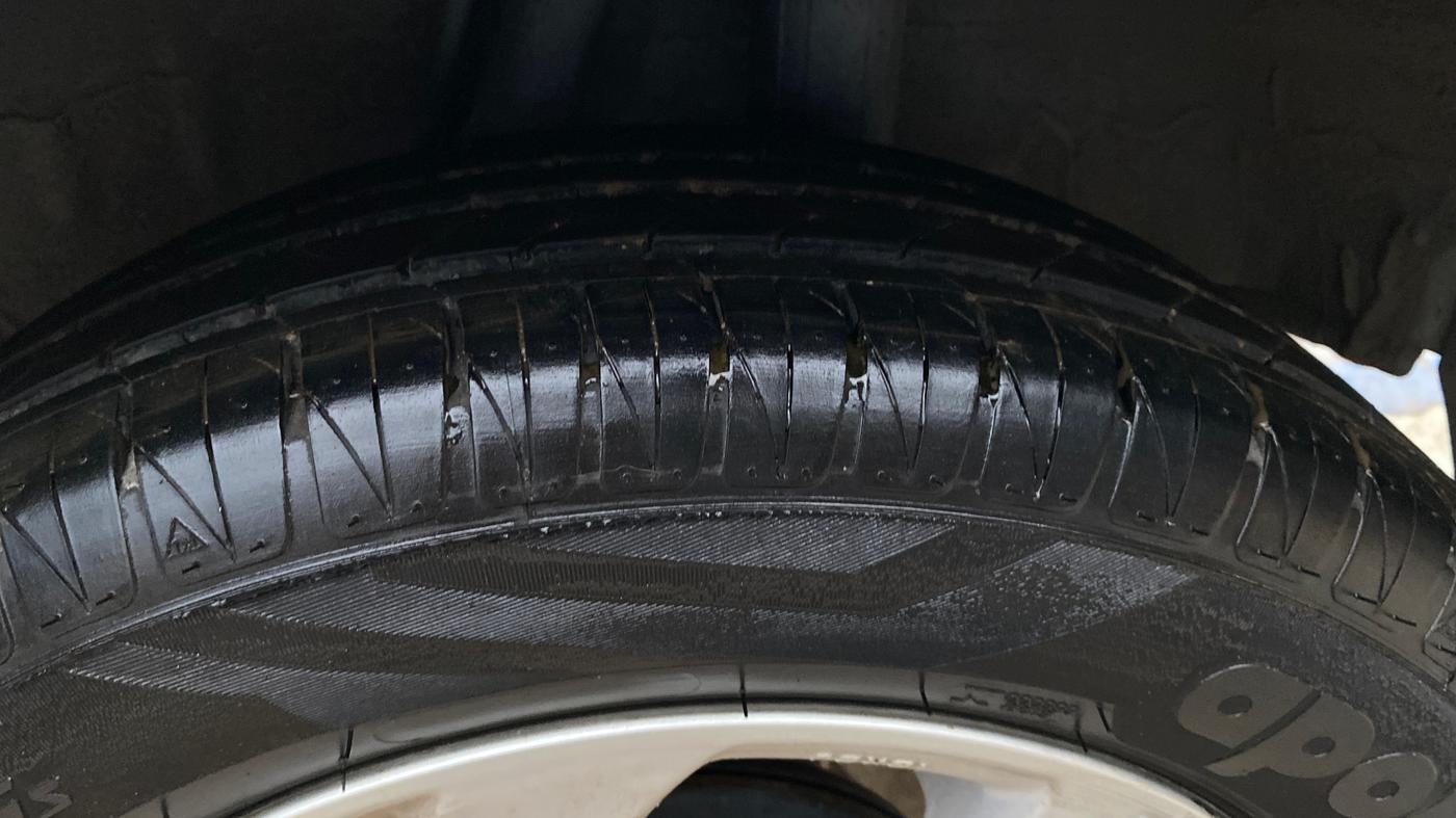 2019 Honda Amaze 1.2L I-VTEC VX, Petrol, Manual, 42,143 km, Left Rear Tyre Tread