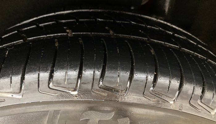 2020 Maruti Vitara Brezza ZXI, Petrol, Manual, 68,610 km, Left Rear Tyre Tread