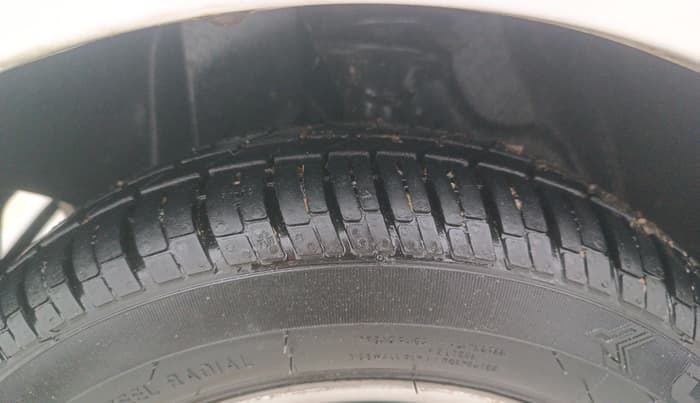 2013 Tata Nano LX, Petrol, Manual, 48,938 km, Left Front Tyre Tread