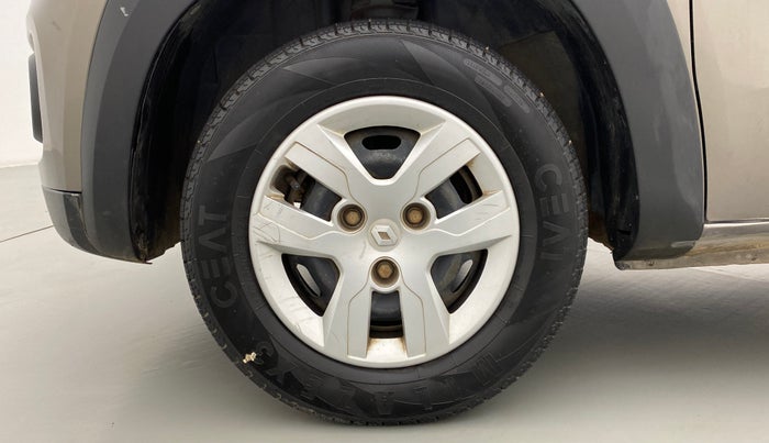 2016 Renault Kwid RXL, Petrol, Manual, 51,044 km, Left Front Wheel