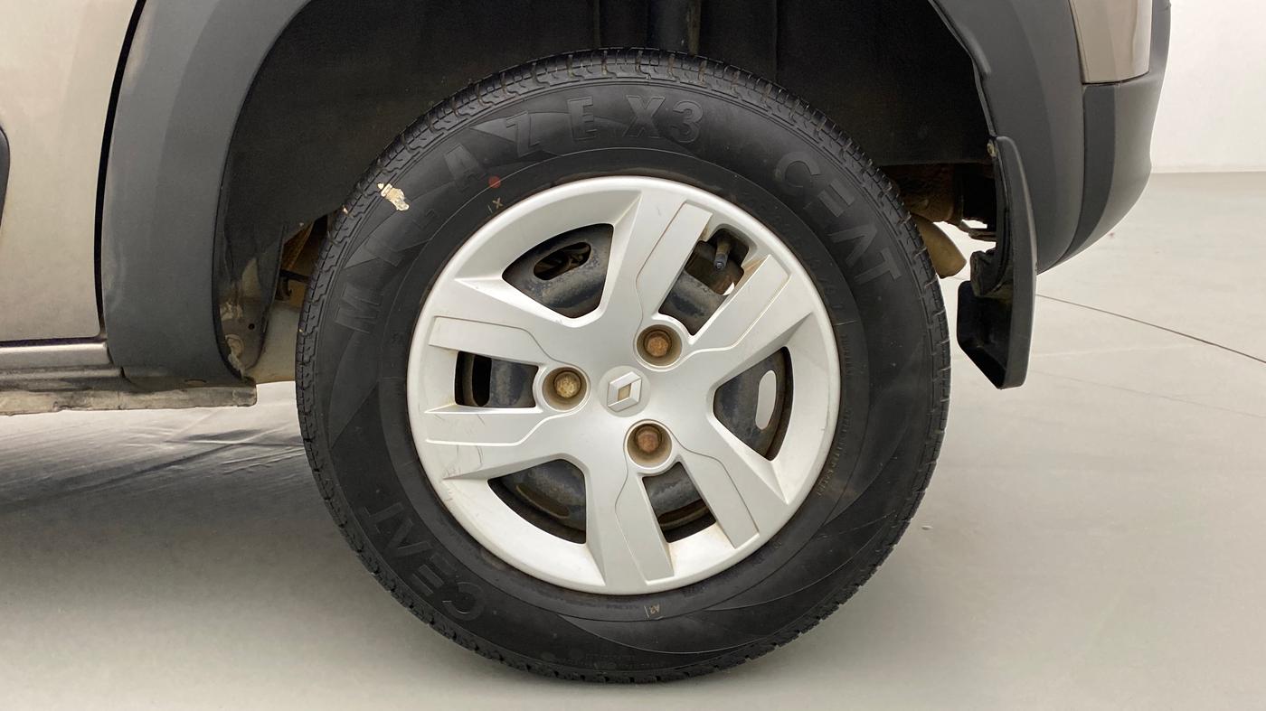 2016 Renault Kwid RXL, Petrol, Manual, 51,044 km, Left Rear Wheel