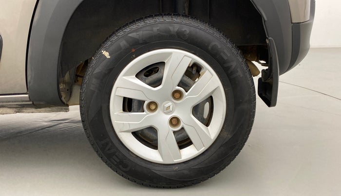 2016 Renault Kwid RXL, Petrol, Manual, 51,044 km, Left Rear Wheel