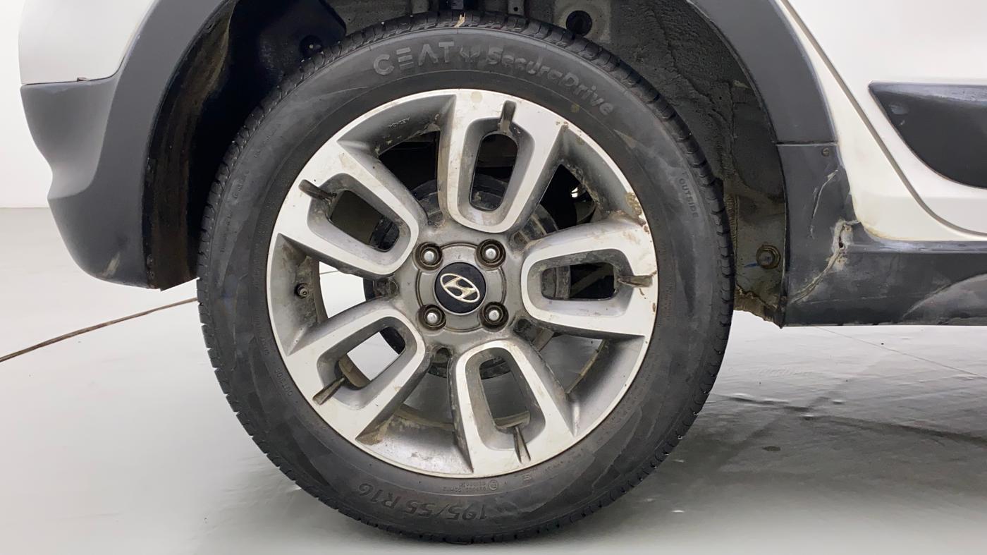 2018 Hyundai i20 Active 1.2 S, Petrol, Manual, 90,756 km, Right Rear Wheel