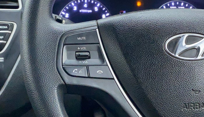 2018 Hyundai i20 Active 1.2 S, Petrol, Manual, 90,756 km, Steering wheel - Phone control not functional