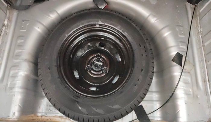 2017 Renault Kwid RXT 0.8, Petrol, Manual, 5,555 km, Spare Tyre