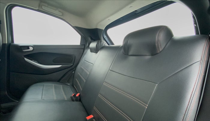 2016 Ford New Figo TITANIUM 1.5 PETROL AT, Petrol, Automatic, 56,776 km, Right Side Rear Door Cabin