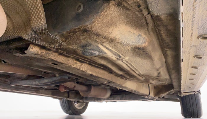 2016 Ford New Figo TITANIUM 1.5 PETROL AT, Petrol, Automatic, 56,776 km, Right Side Underbody